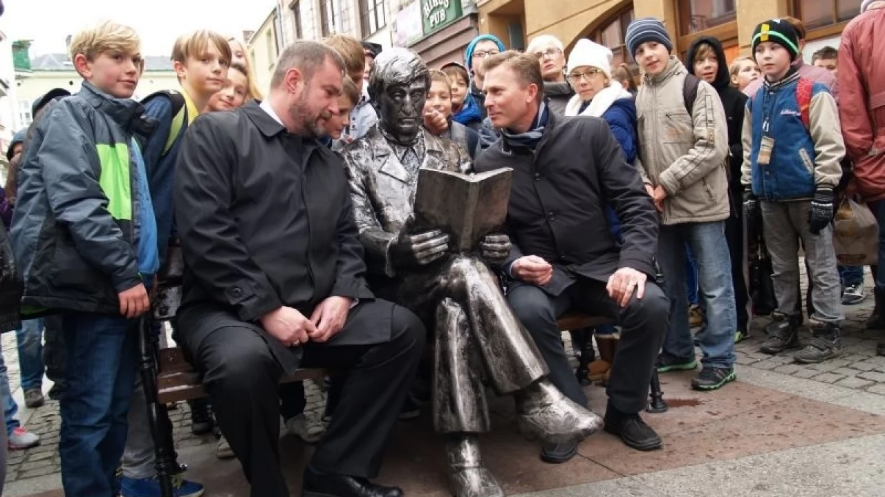 Przyjdź na wspólne czytanie Trylogii
