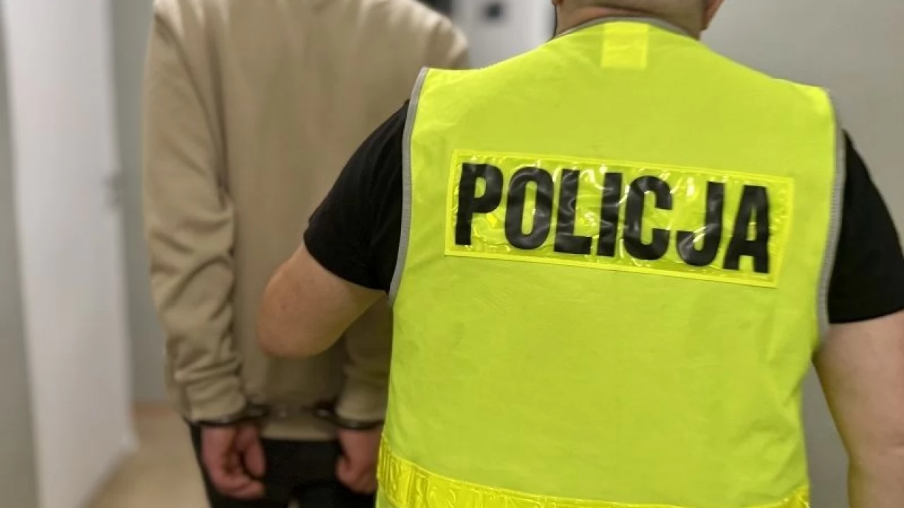 Recydywista - amator kawy, czekoladek i alkoholu w rękach policji