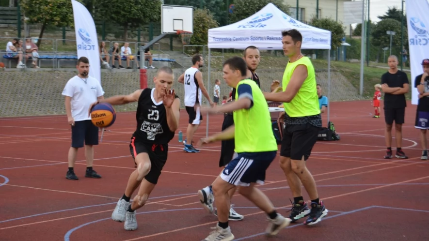 Relacja z turnieju StreetBall Nocą