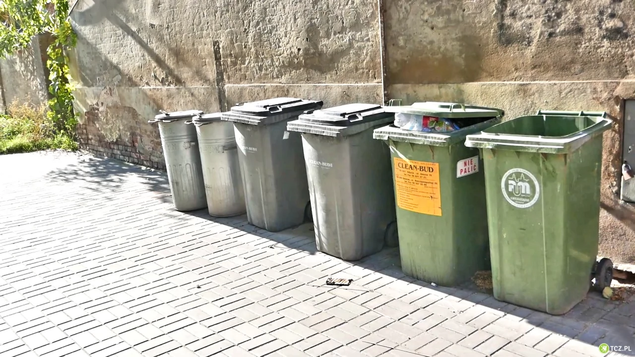 Rusza mycie pojemników na odpady