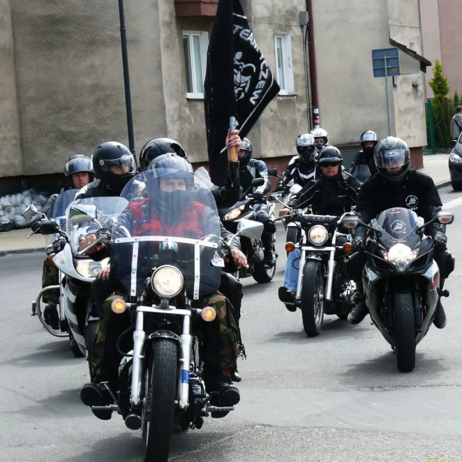 Rusza sezon motocyklowy. "Nie jesteś sam na drodze"