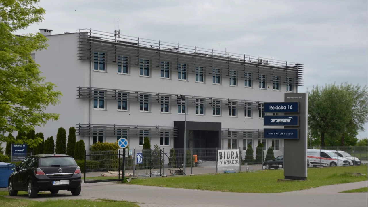 Śledczy umorzyli śledztwo ws. sprzedaży działek przy Rokickiej