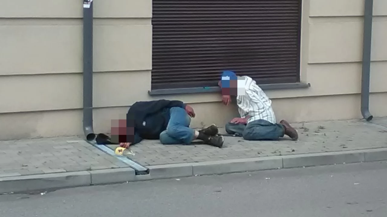 Śpiące pijaki