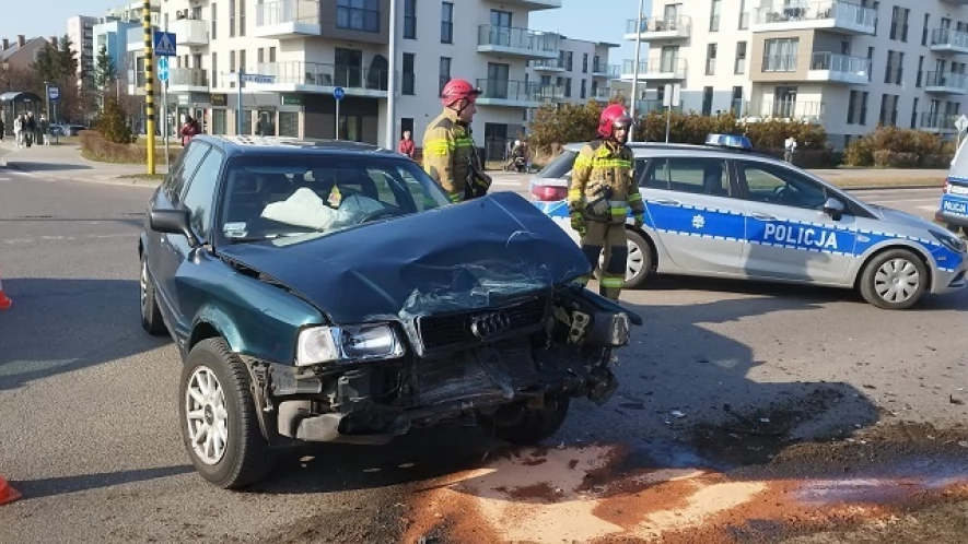 Sprawca kolizji ukarany mandatem