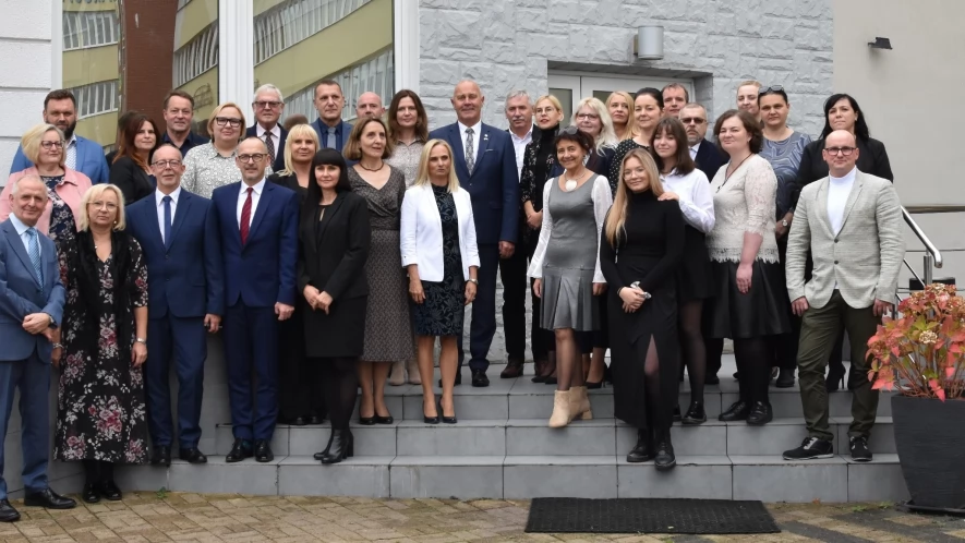 Starosta wyróżnił nauczycieli