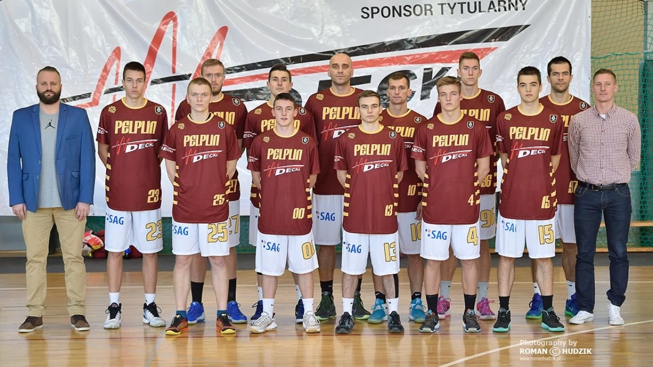 Strzał w dziesiątkę Decki Pelplin