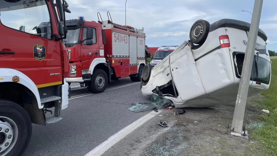 Swarożyn. Zderzenie dwóch aut dostawczych