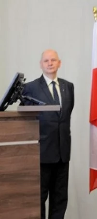 Ksiądz podarował samorządowcom portret św. Kingi