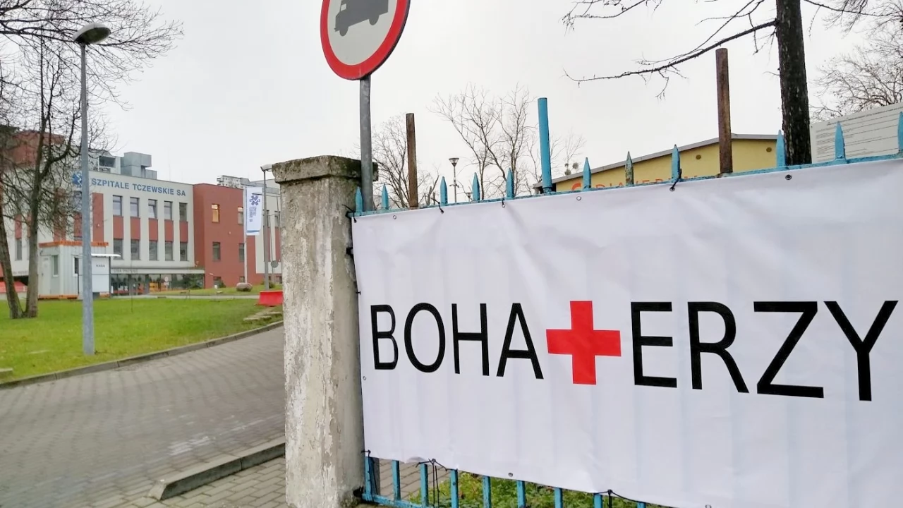 "Sytuacja jest poważna". Szpital w pełni obłożony, coraz młodsi pacjenci
