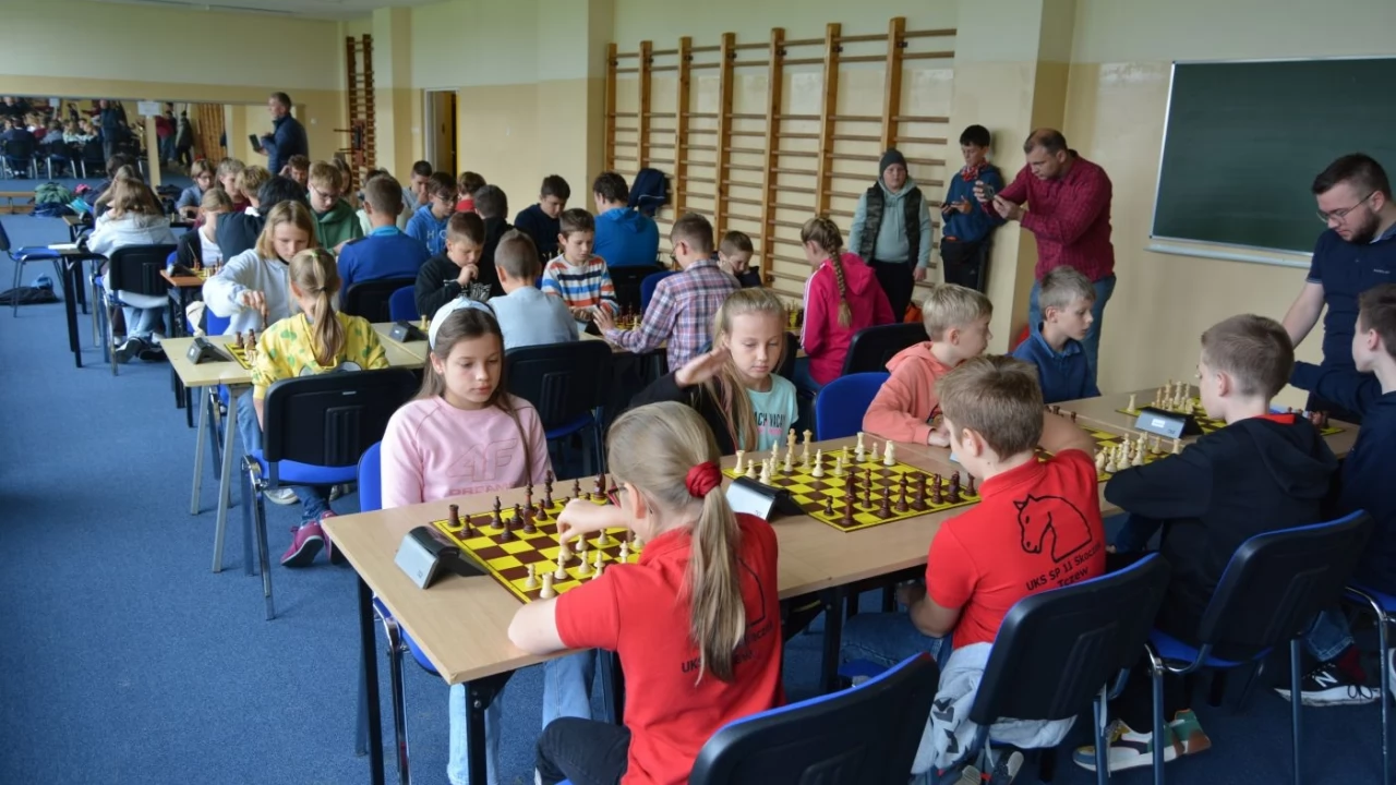 Szachowe zmagania w II LO