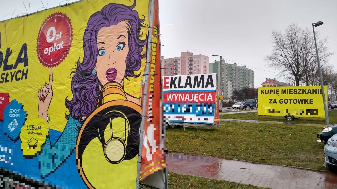 Szpecą i denerwują. Jest szansa na powstrzymanie "reklamowej" ekspansji?