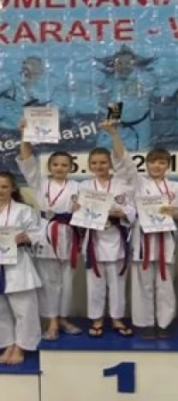 Na zdjęciu od lewej strony zawodniczki Tkk-do - Daria Dang, Kornelia Stubba, Natalia Kuzioła