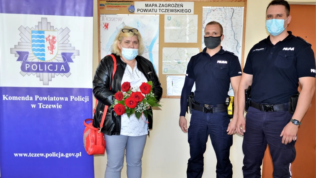 Tczewianka podziękowała policjantom za zaopiekowanie się wnuczkiem