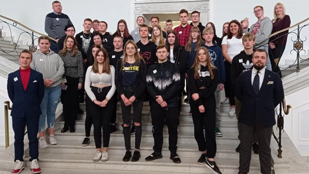 Tczewska młodzież szkolna w Sejmie RP