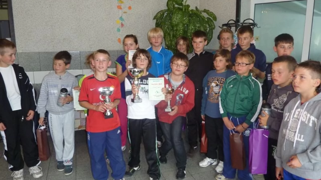 Tenisiści schodzą z kortów