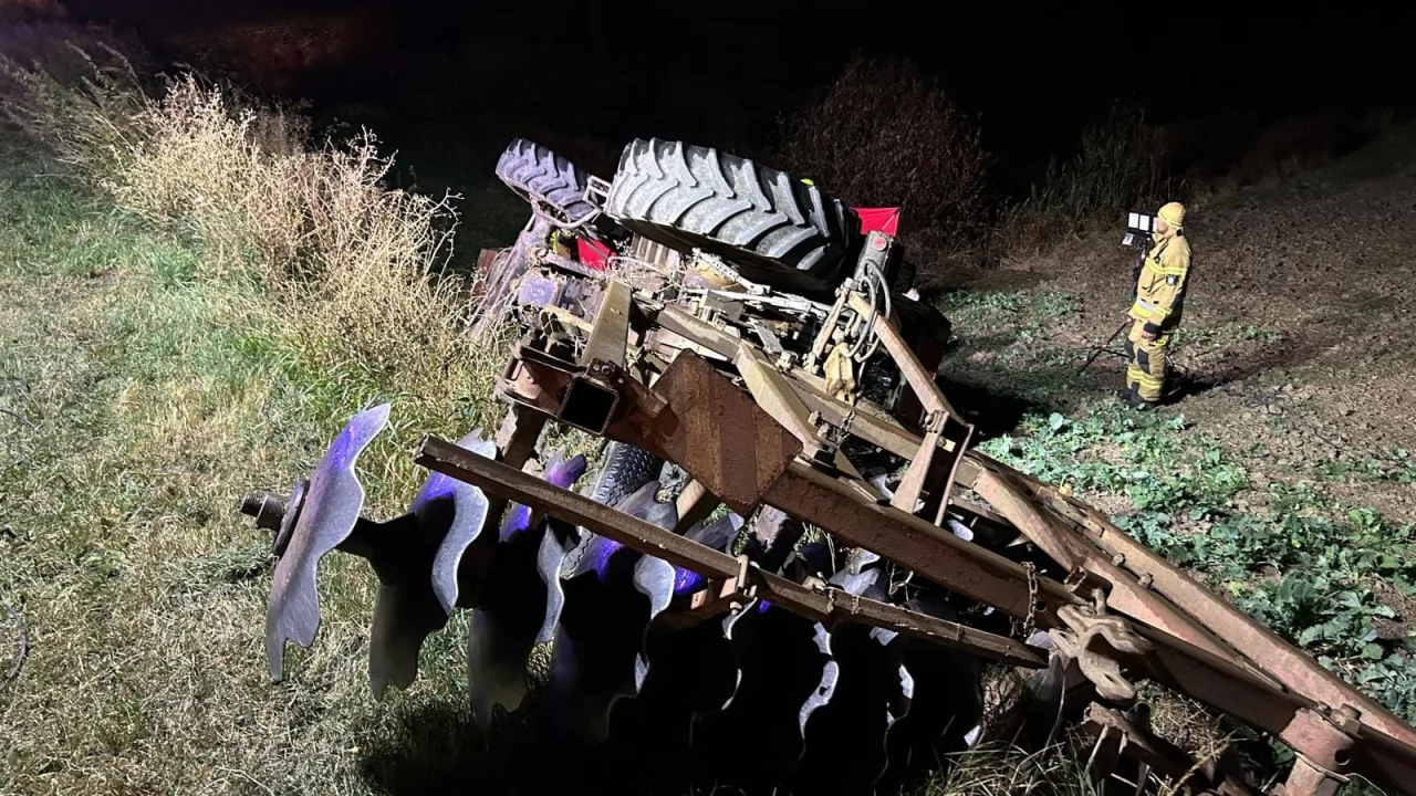 Tragedia pod Gniewem. Mężczyzna przygnieciony przez ciągnik
