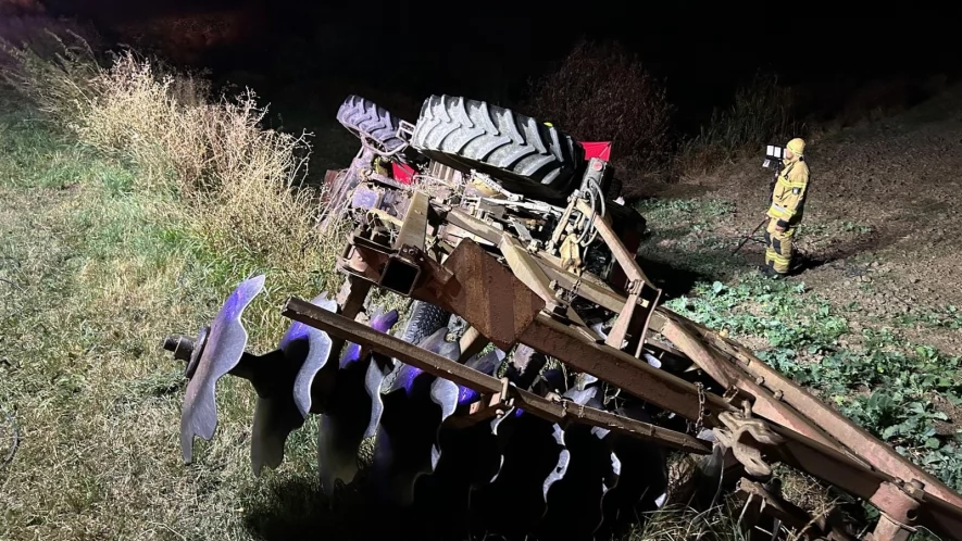 Tragedia pod Gniewem. Mężczyzna przygnieciony przez ciągnik