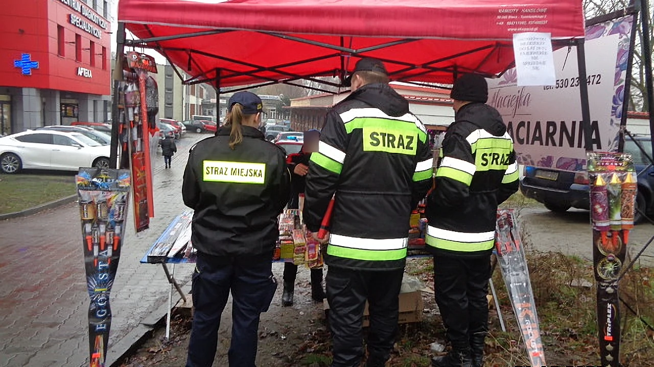 Trwają kontrole punktów z fajerwerkami