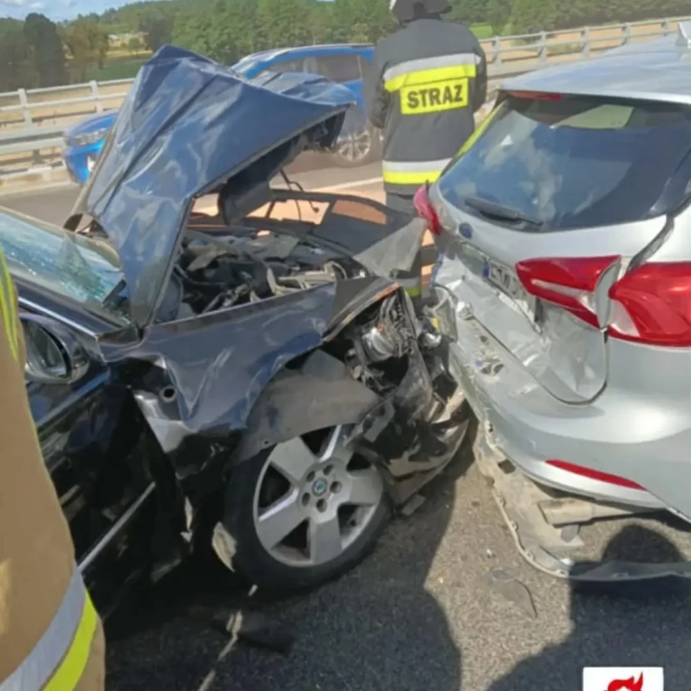 Trzy auta zderzyły się na A1