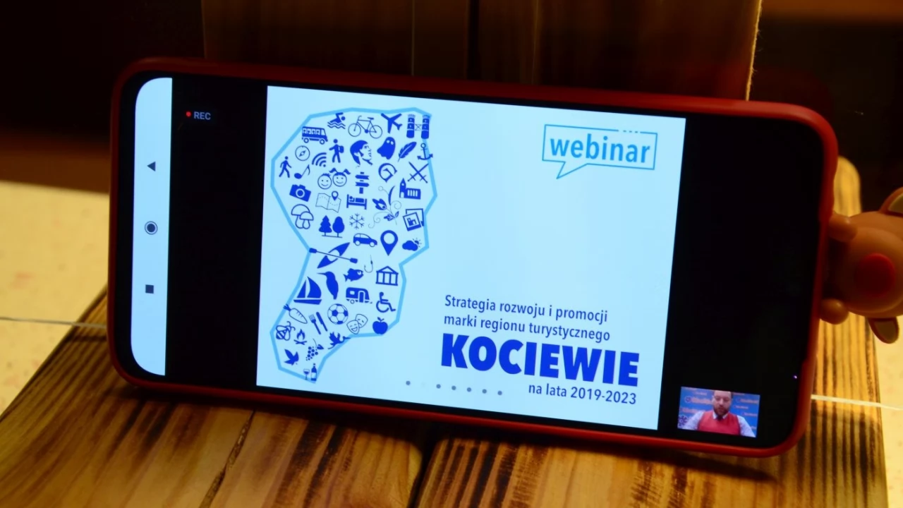 Turystyczna końcówka roku z LOT KOCIEWIE