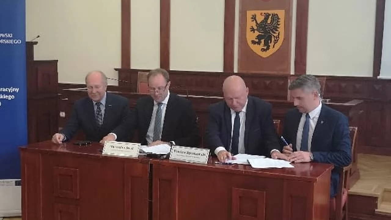 W Pelplinie zainstalują instalacje fotowoltaiczne