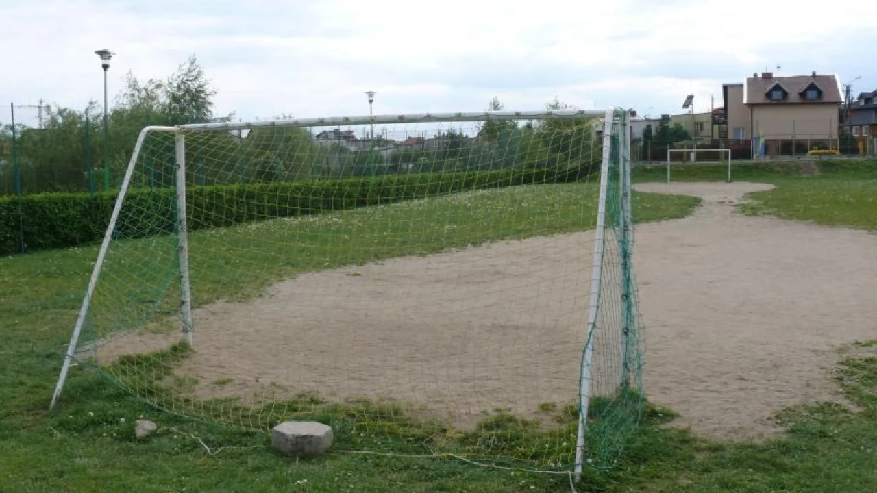W wakacje będą budować boiska