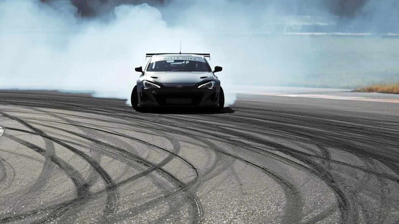 Warto znać nowe przepisy w zakresie bezpieczeństwa ruchu drogowego