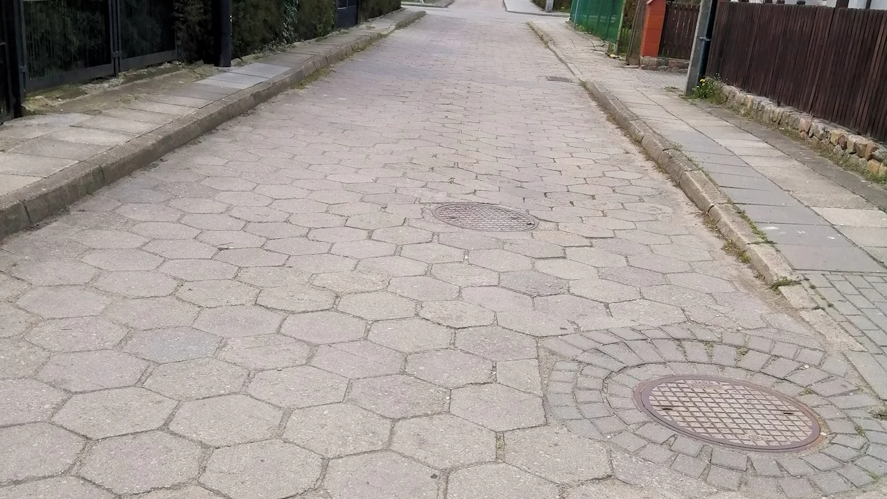 Wymieniają kanalizację na Prusa