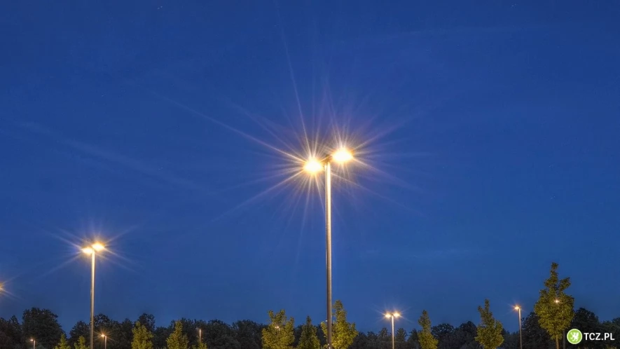 Wymieniają lampy na energooszczędne