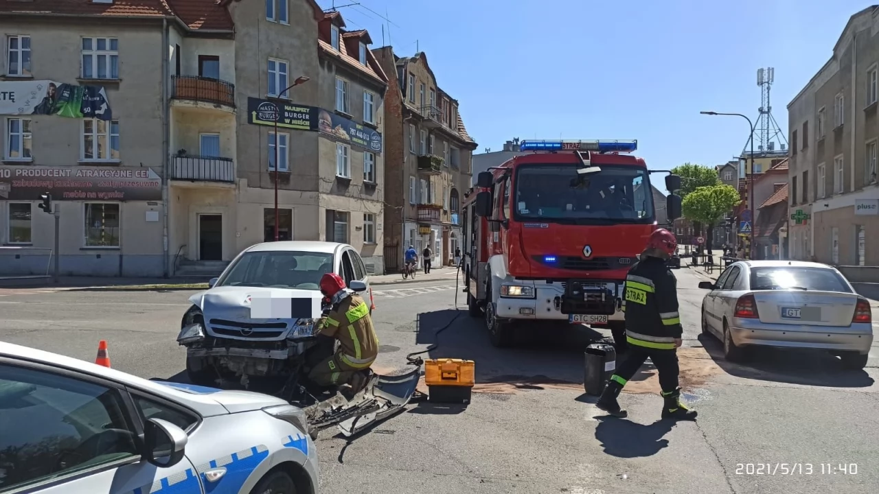 Wypadek na skrzyżowaniu Wojska Polskiego z Sobieskiego