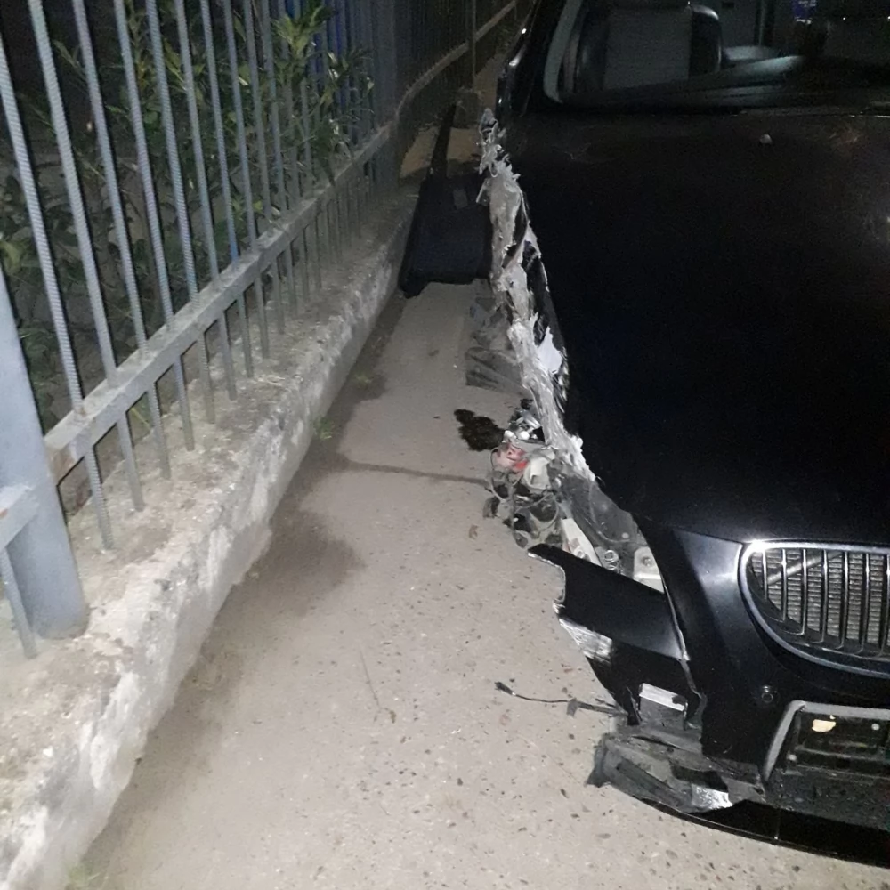 Wypadek na Warsztatowej. Mężczyzna się zataczał, kobieta łapała się za głowę