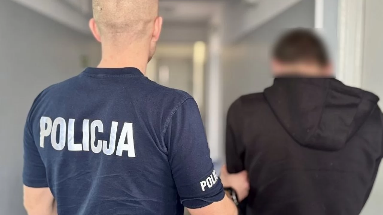 Zaczaił się pod lombardem, by wyrwać telefon i zegarek