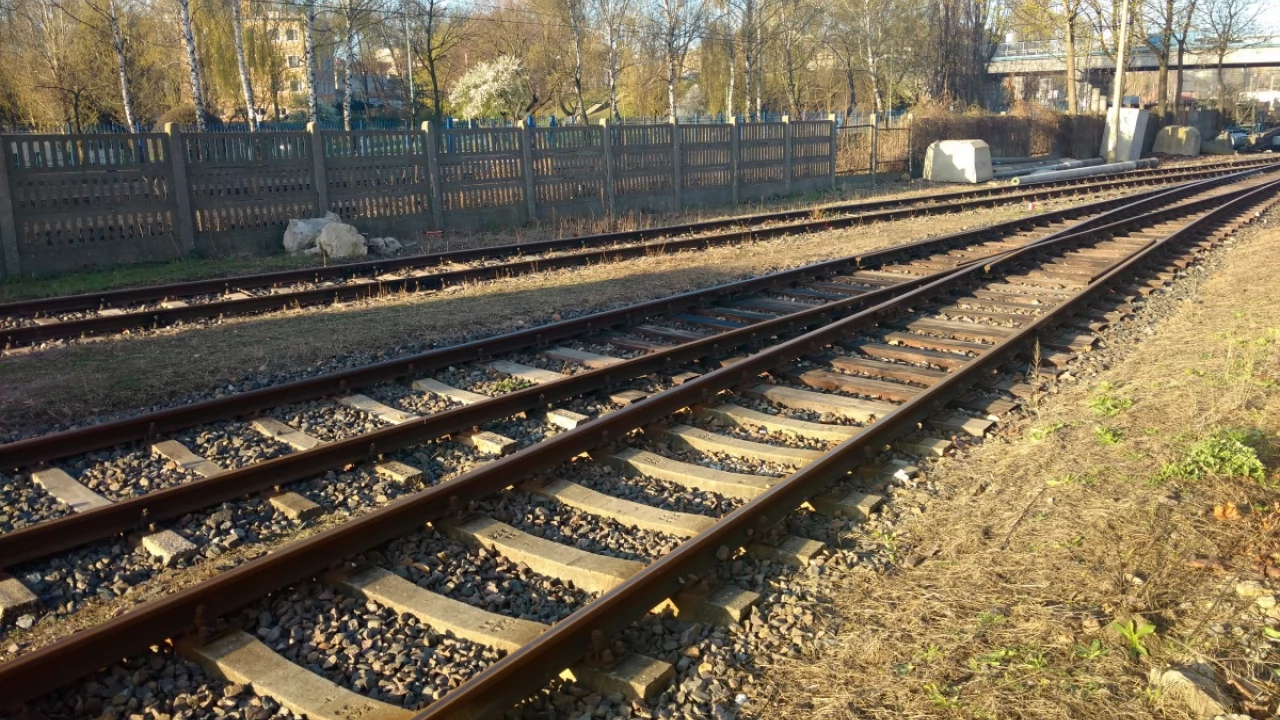 Zatłoczone pociągi PR. Jak to ma się do obostrzeń? Ciąg dalszy