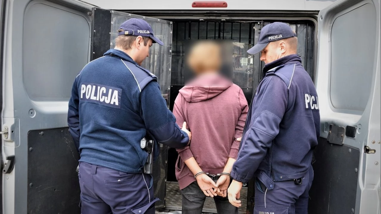 Zatrzymany za kradzieże sklepowe i narkotyki