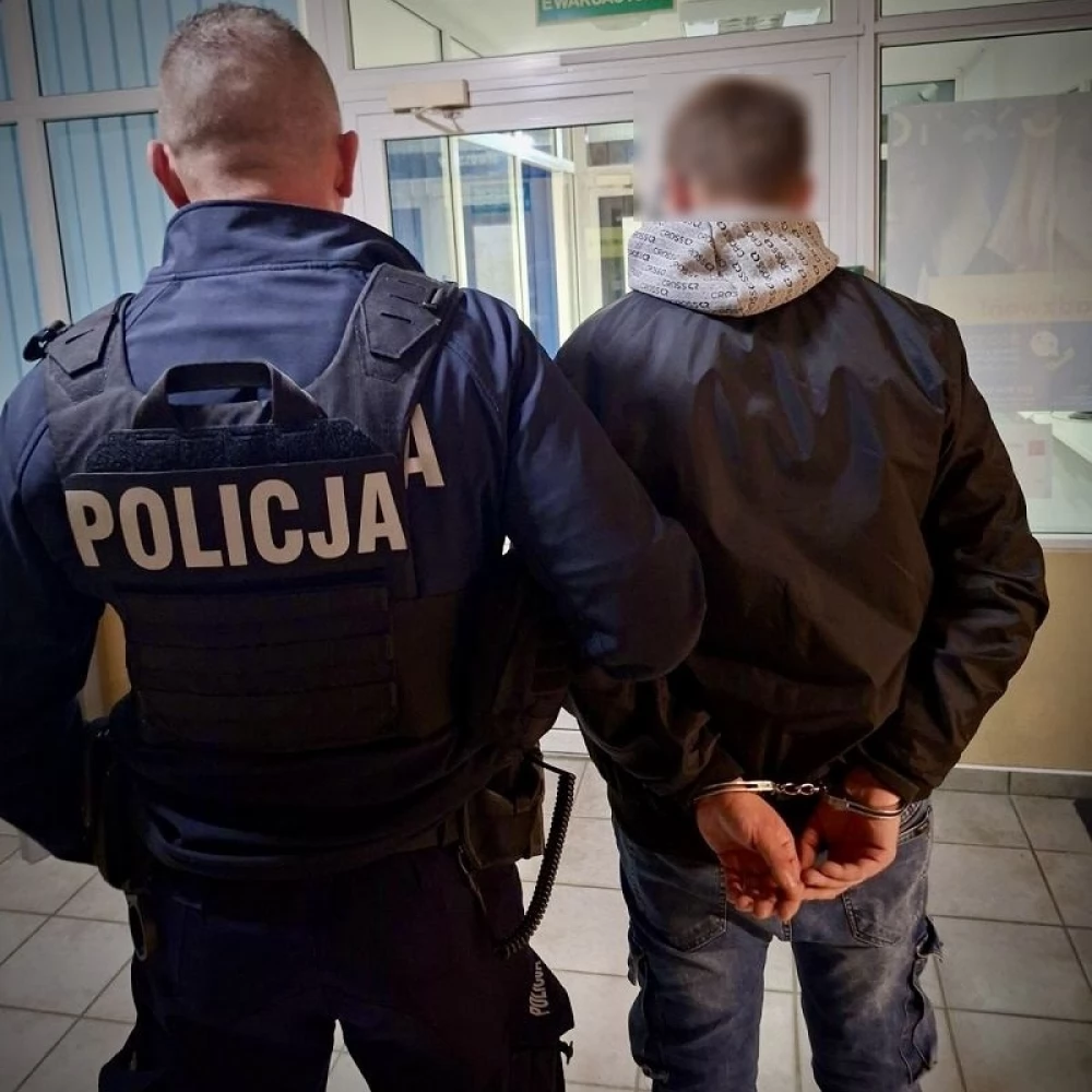 Zdradziło go zdenerwowanie - policjanci z Pelplina znaleźli przy nim narkotyki