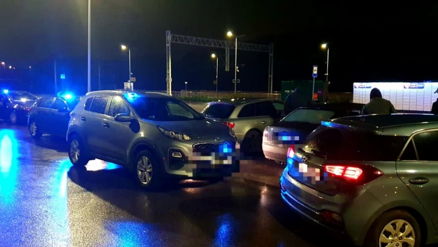 Zmasowane działania policji - rozpracowywali środowiska pseudokibiców. Są zatrzymania