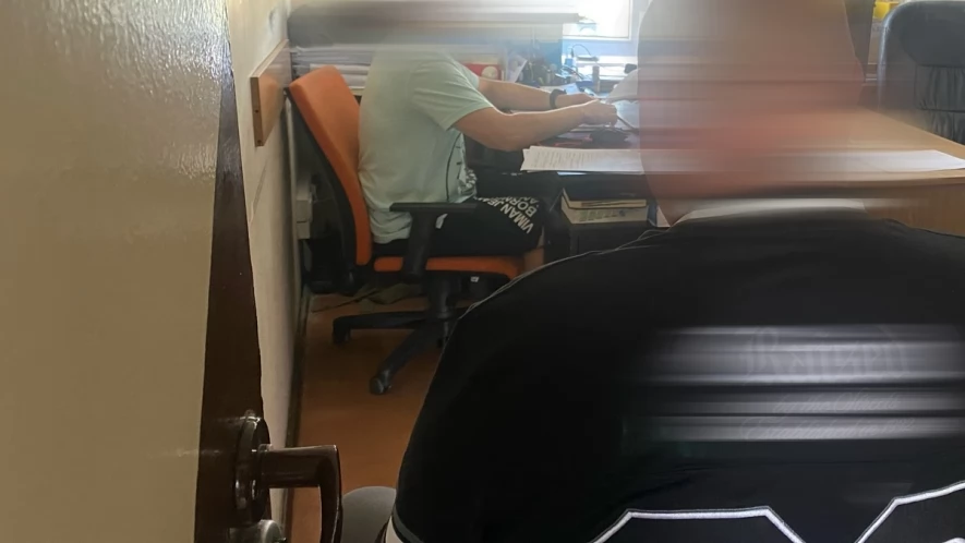 Znalazł kartę i nią płacił. Teraz grozi mu nawet 10 lat więzienia!