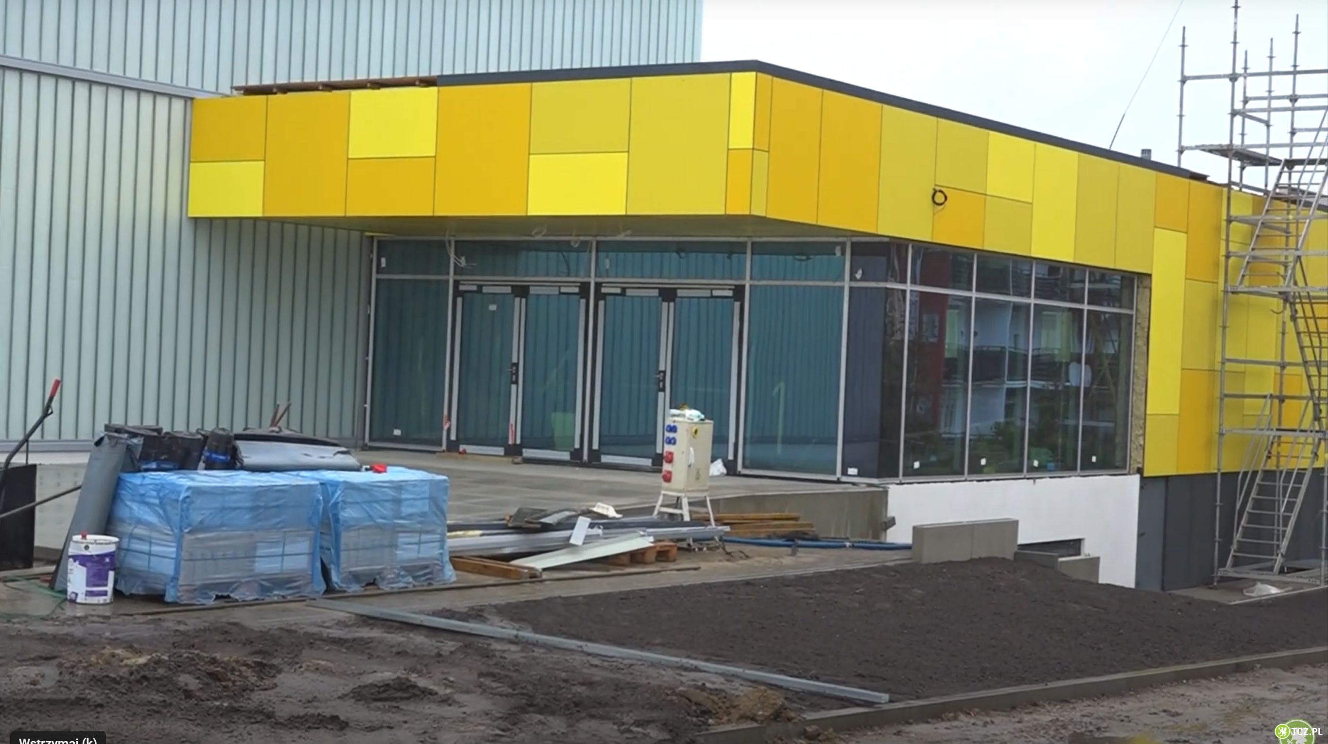 Budowa basenu na Suchostrzygach na finiszu - Aktualności