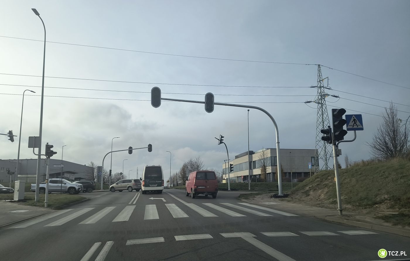 Kolejne światła na dojazdówce do autostrady - Aktualności