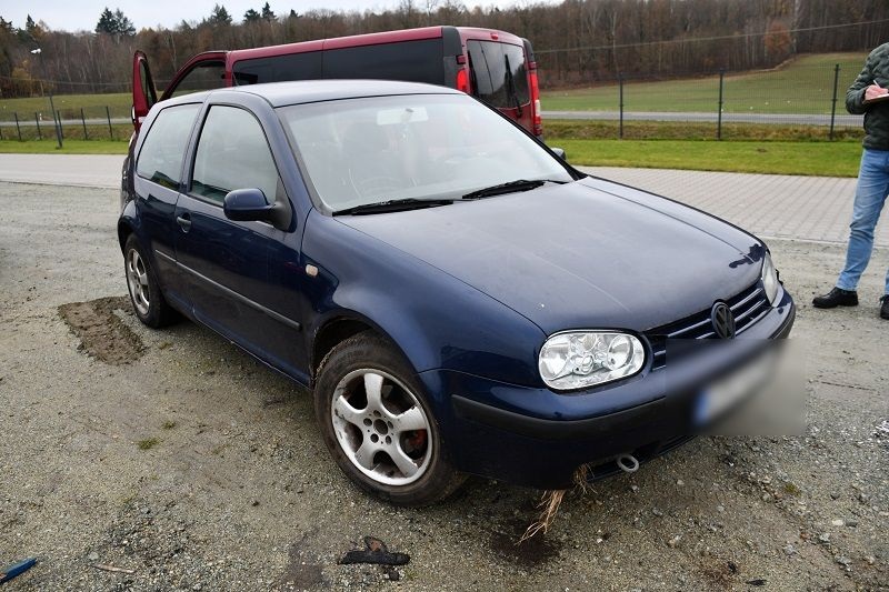 Pijany 31-latek wjechał do rowu. Dzięki szybkiej reakcji świadka policjanci ustalili sprawcę - Aktualności