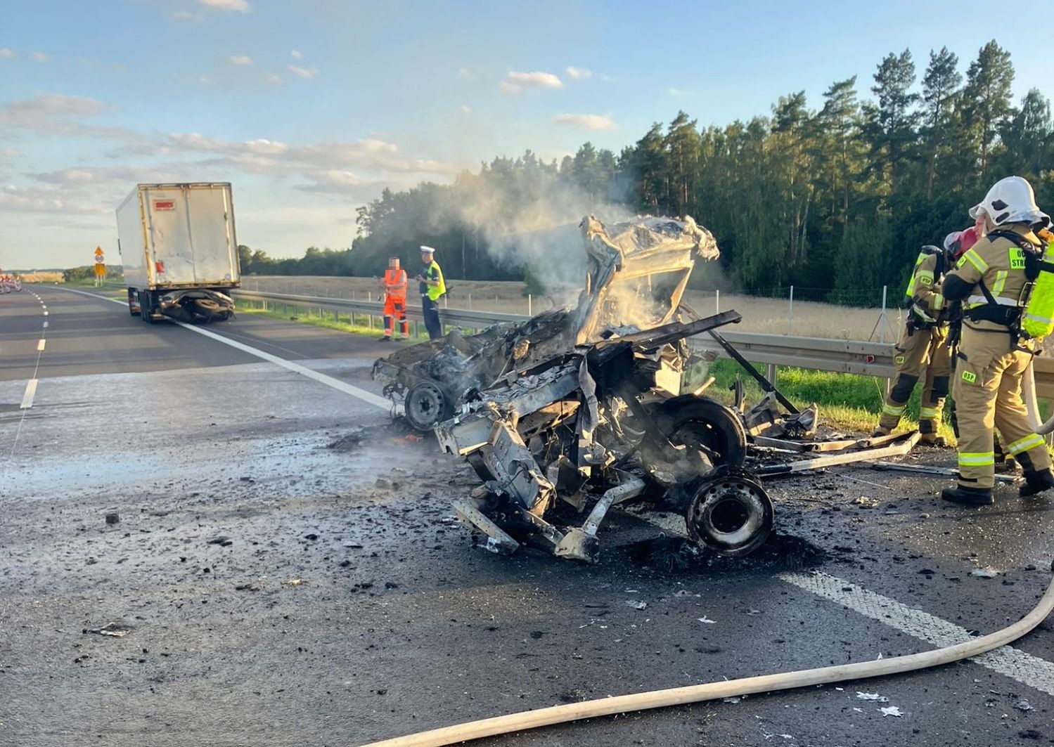 Tragedia na A1. Płoną ciężarówki, nie żyje mężczyzna - Aktualności