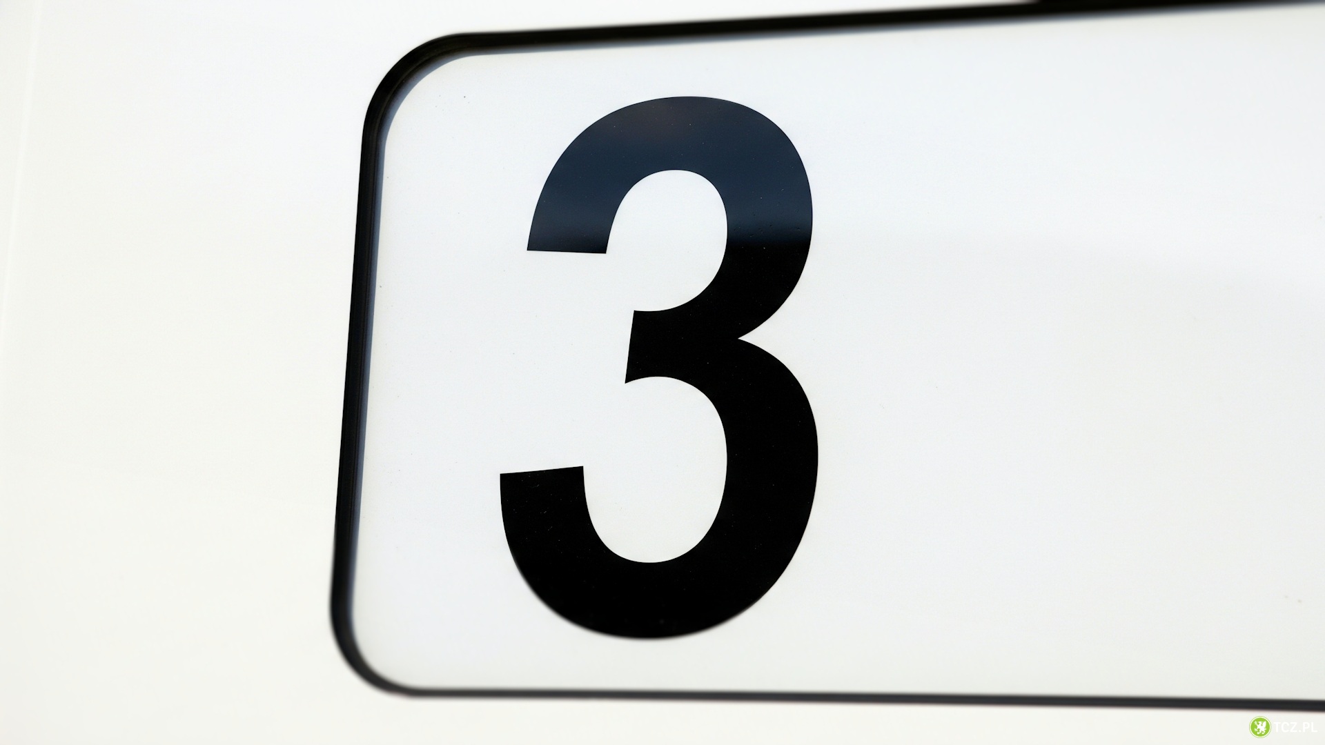 W wakacje pilotaż nocnych kursów trójki - Aktualności