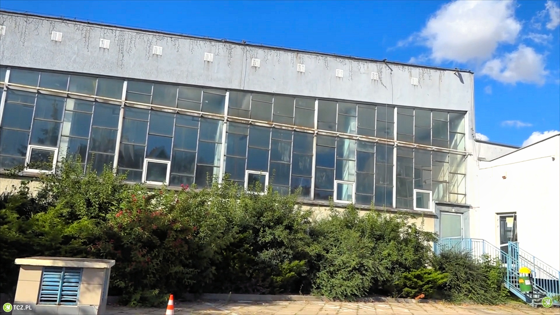 Firma z Krakowa ma przebudować basen przy ul. Wojska Polskiego - Aktualności