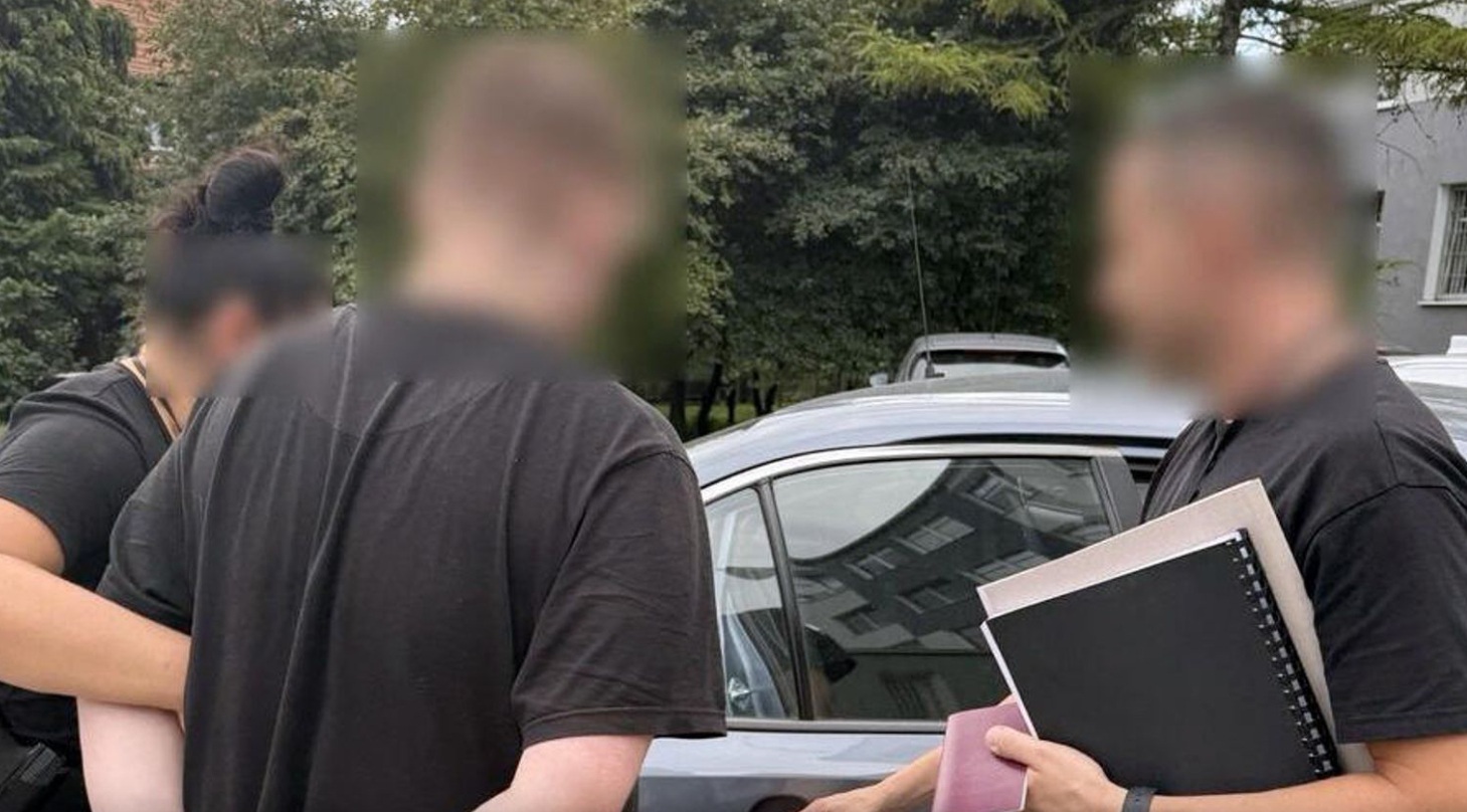 17-latek zatrzymany za posiadanie materiałów pedofilskich - Aktualności