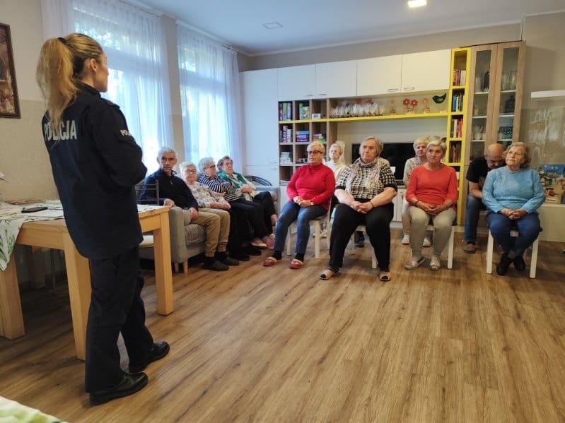 Seniorzy z Tczewa rozmawiają o bezpieczeństwie - Aktualności