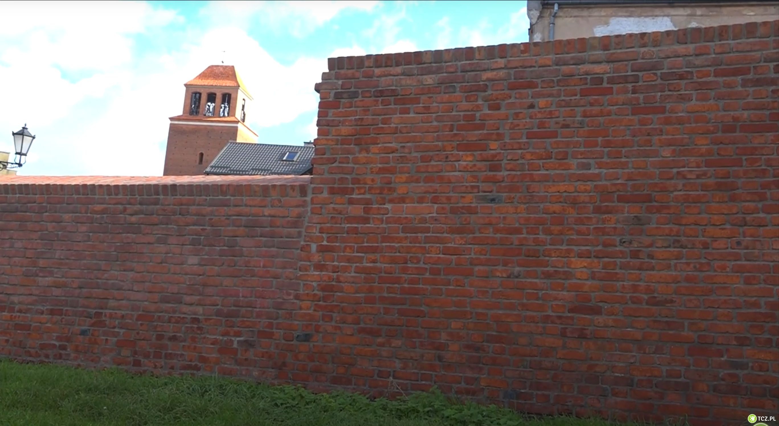 Mury obronne odnowione - Aktualności