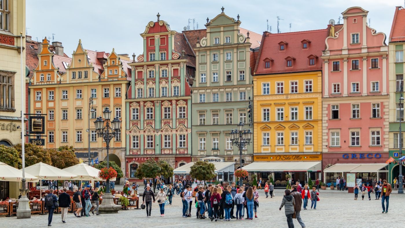 Studia zaoczne we Wrocławiu - jak połączyć je z codziennym życiem? - Aktualności