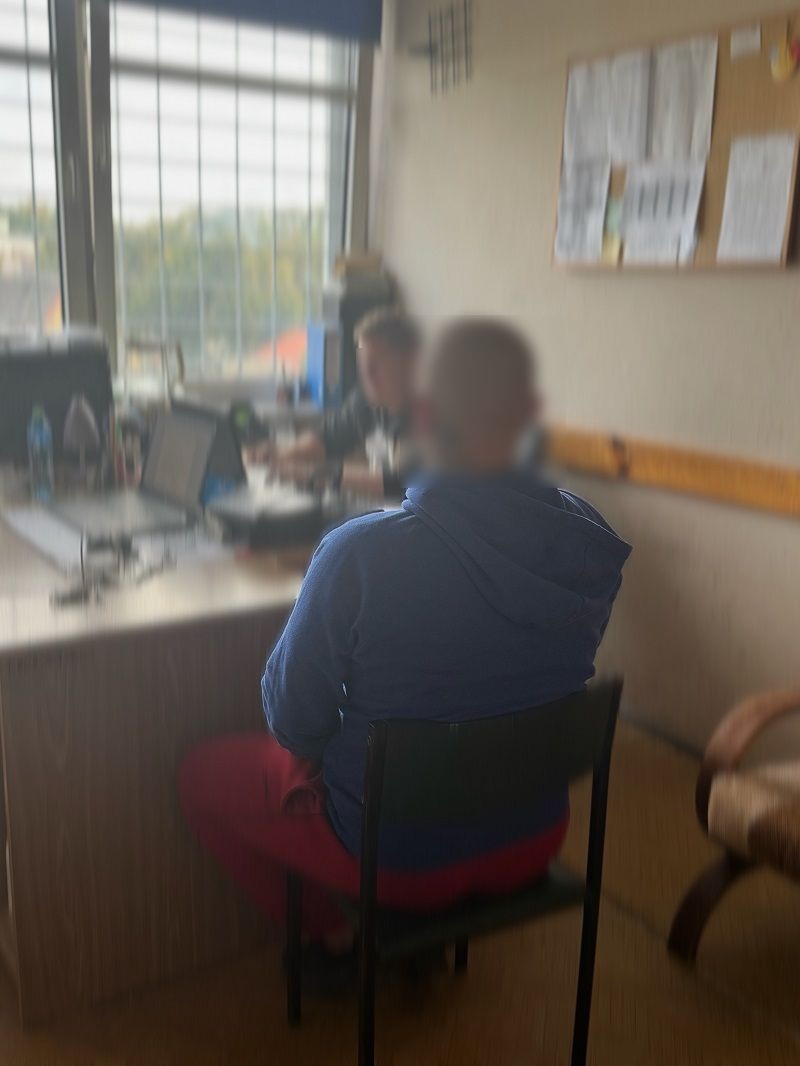 Miłośnik czekolady w rękach kryminalnych - 34-latek odpowie za kradzież w warunkach recydywy - Aktualności