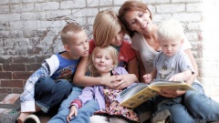 Rodziny zastępcze pilnie poszukiwane! - Aktualności