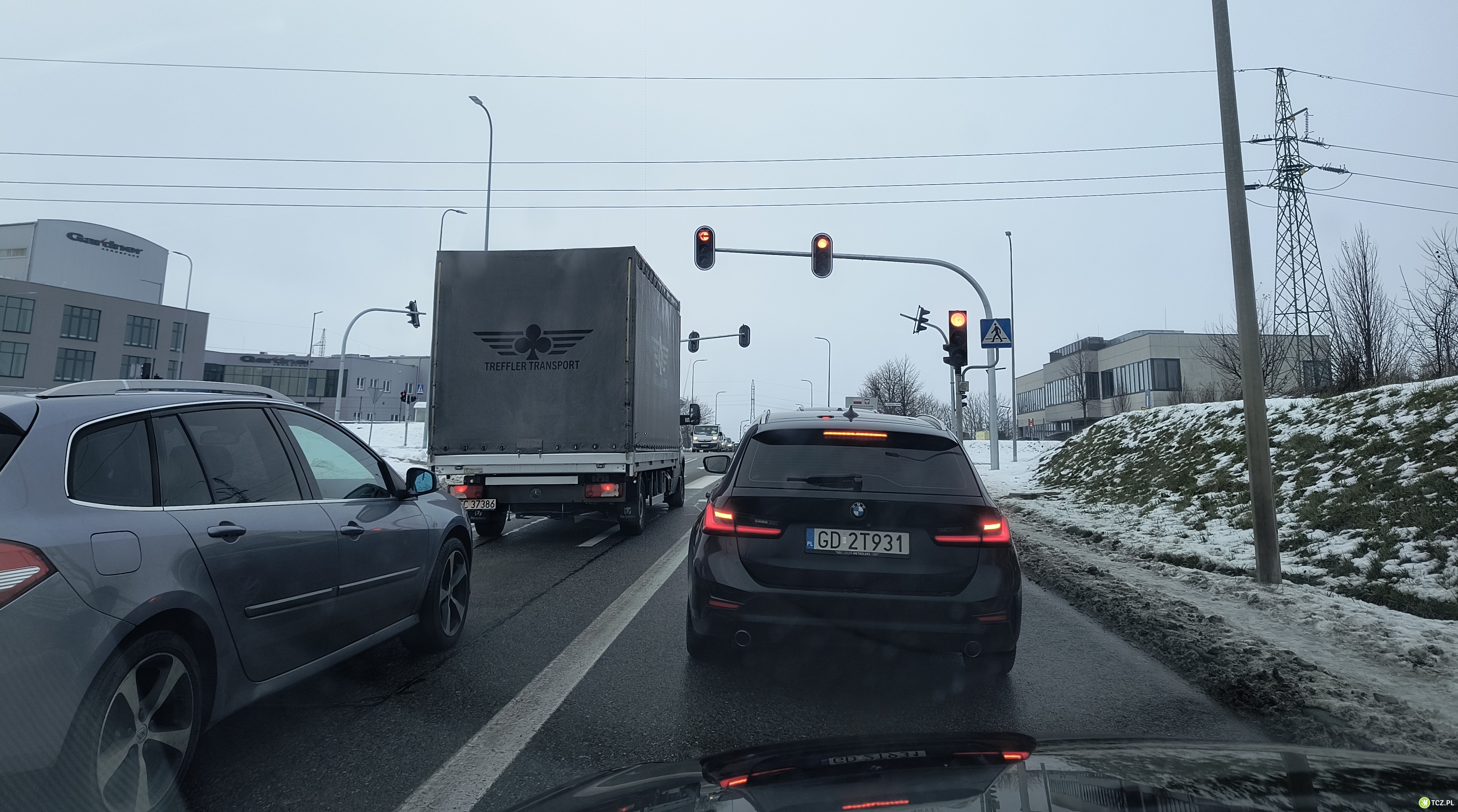 Zaczęły działać światła i... wszystko stanęło - Aktualności